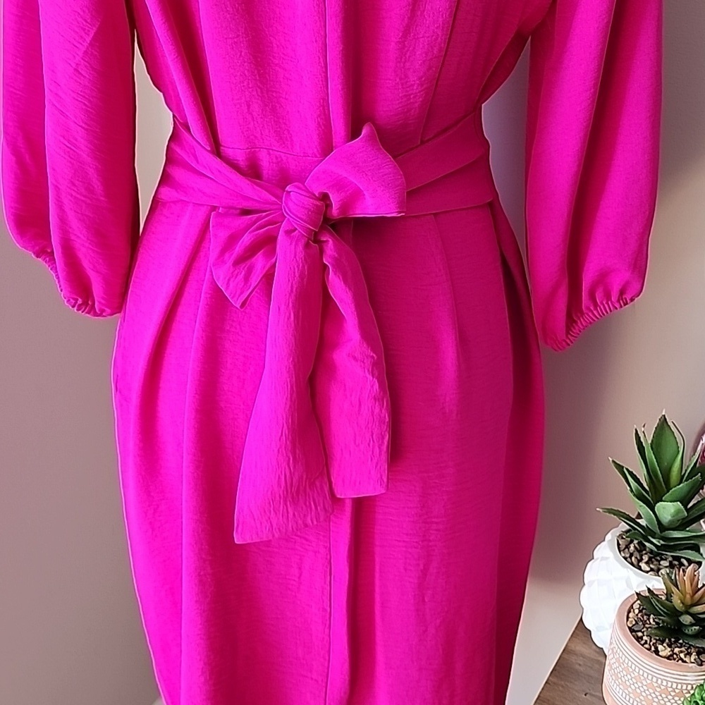 DKNY - Stunning Vibrant Magenta Dress​​​​​​​​​ - Picture 8 of 16
